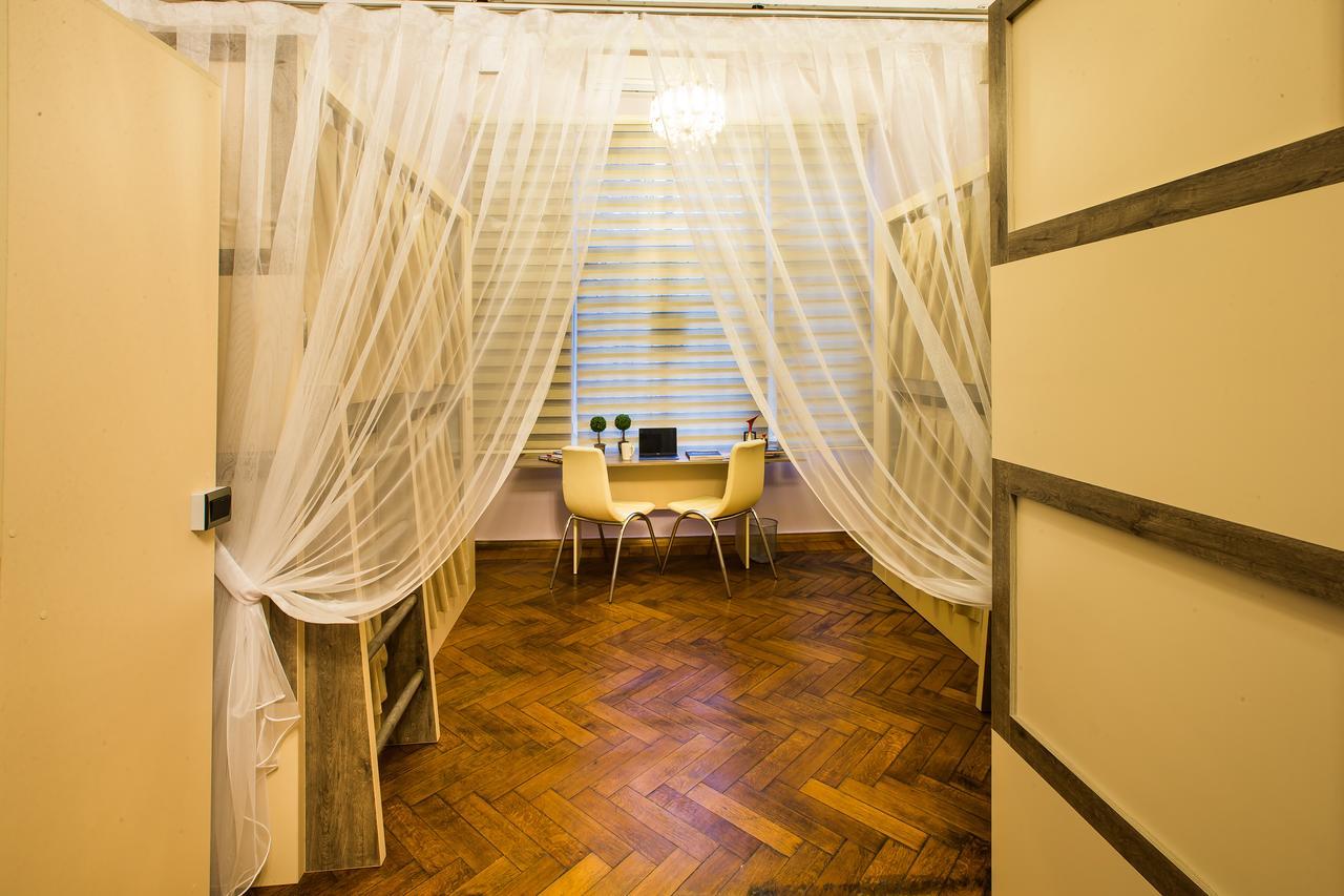 Khamsa Hostel Баку Экстерьер фото